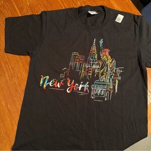 New Men’s New York Skyline Statue Of Liberty T-shirt Cotton Black/Multi Size M